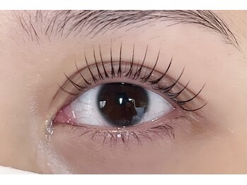 ルーア(Lua)/パリジェンヌラッシュリフト