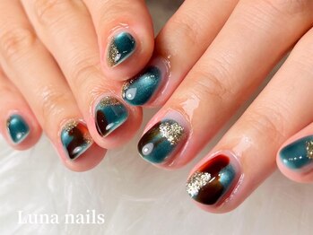 ルナネイルズ(Luna nails)/