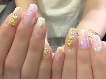 ラズネイル(RUZ'S NAIL)/【秋本デザイン】月ピンクネイル