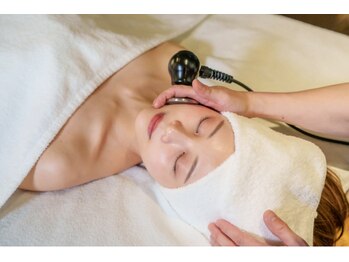 コルミチョン サロン(骨美整 salon)/リフトアップ高周波施術