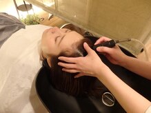 リッツ 渋谷店/頭皮洗浄で頭皮の毛穴スッキリ！