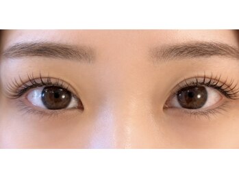 ディレット 2号店(DIRETTO)の写真/持ちがいいからメンテナンス回数減！LED導入で高持続・取れにくいまつげエクステが叶う☆