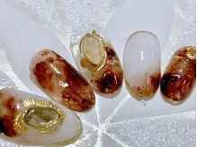 ビービーネイル(BB)/ホワイトべっ甲ネイル