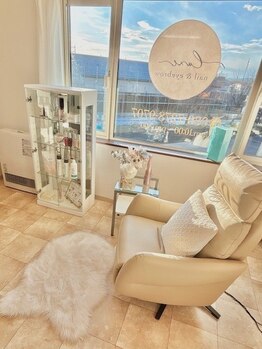 リュークス(luxe)の写真/時間相談OKが嬉しい◎忙しい方でもネイルが楽しめる♪臨機応変な受付で営業時間外に対応できる場合も！