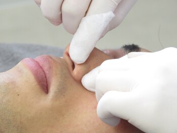 ニューミー(NEW ME)/毛穴エクストラクション