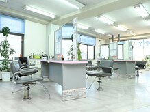 アンプリ in サラ/美容室　併設　脱毛サロン♪