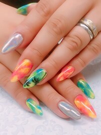 タイダイネイル×ヤシの木アート