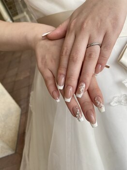 ブライダルネイルも♪