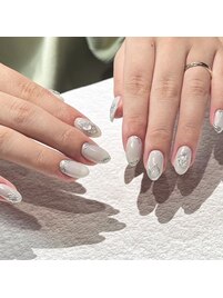 ホワイトネイル