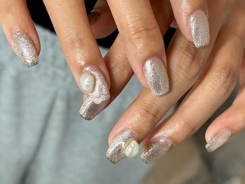ヌル ネイル 堀江(NURU NAIL HORIE)/ひと癖ワンカラー×パール☆