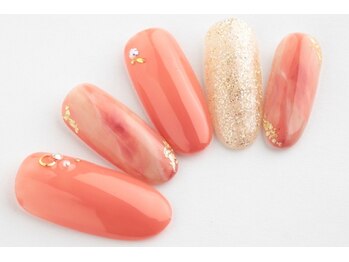 エムスラッシュ フィール 東戸塚店(M.SLASH)/上品なオレンジネイル