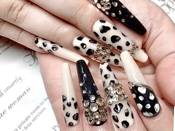 ラヴィアスプラス(LAVIAS+)/