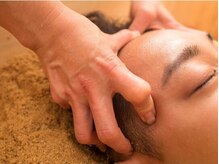 ラニオラビーチフロント(Lani Ola Beach Front)の雰囲気（酵素風呂の中で温熱ヘッドスパ。眼精疲労や首こり肩こりに。）