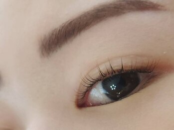 ネモフィリア(Nemophilia)の写真/ナチュラルで華やかな目元へ【美眉スタイリング】とのセットメニューでお得に自然な美しさを引き出します♪