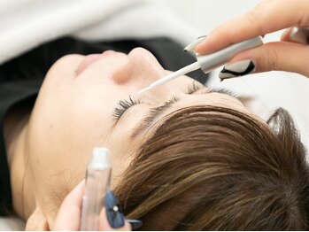 【パリジェンヌ・まつ毛パーマ専門店】Fiara フィアラ岡崎店/国産グルーを使ってます♪