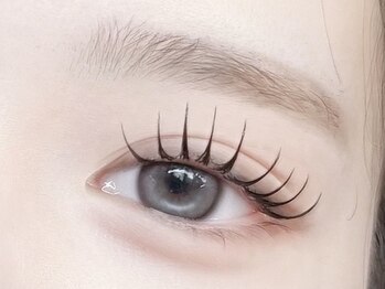 ルミナス(Luminous)の写真/《好印象な目元はナチュラル綺麗♪》韓国風束感/メーテル/パリジェンヌなど似合うデザインで理想のまつ毛