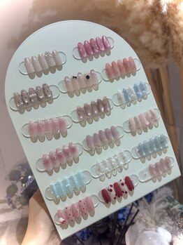 エンジュ なんば店(enju)の写真/定額メニューがあるサロンで理想を叶える。流行りのワンホンデザインが多数！