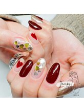 フリージア(Freesia)/可愛いハートネイルの持ち込み