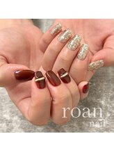 ロアンネイル(roan nail)/ボルドー×ゴールド