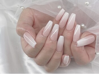 ウユ(uyu)の写真/【エリア希少!長さだし◎】指先を綺麗に見せたい方、ロングネイルデザインをご希望の方にオススメです!