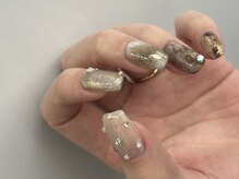 季節感のある当店originalのnuance nailで、華やかな指先に...