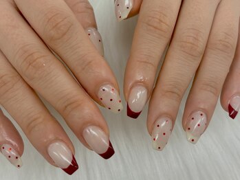 【稗田】フレンチドットネイル