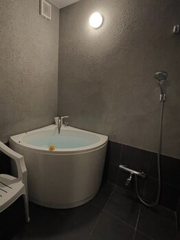 完全個室サウナ サウナスポットエビナ/全サウナ室シャワー,水風呂完備