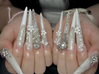ミチネイルズ 池袋(Michi nails)の写真/【9:00～24:00営業♪】駅近＆24時まで営業でお仕事帰りにも通いやすい！忙しい方でも指先可愛く、気分UP！