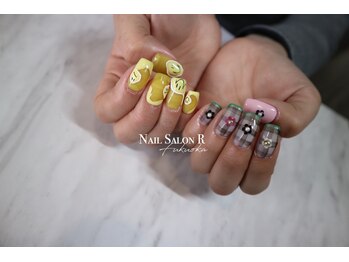 ネイルサロン R/スタイリングコース