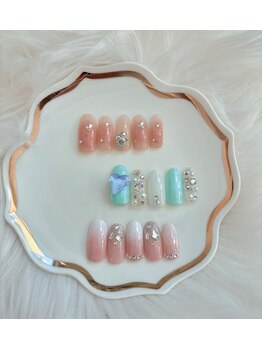 リュークス(luxe)の写真/デートや大切なイベントの前にも♪大人かわいいデザインとこだわりの技術で「指先美人」に導きます！