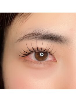 エイティスト(8ist)/パリエク100本[新宿/新宿駅]