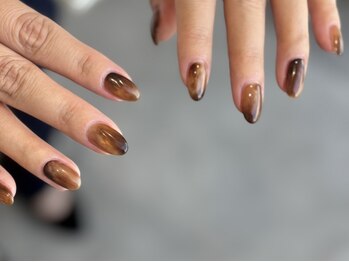 ビビ バイ ベル 桑名 四日市(BiVi by BHEL)の写真/フィルイン施術で爪を傷めず長く楽しめる♪上品で透明感のあるニュアンスデザインはお任せください☆