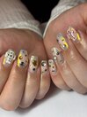 宝石ネイル