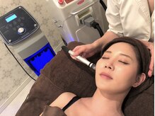 サロンドキャヴィ(Salon de Cavi)/