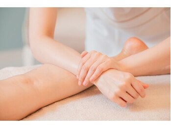 美人バスト大阪店/バストアップは足の裏から☆