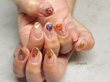 シルニー リム(Silny rim)/アシンメトリーニュアンスネイル