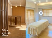 広々とした清潔感のある店内♪一客ごとに枕カバーも交換☆