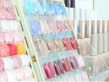 Nail&Spa emuの雰囲気（【ドリンクサービスもあり】大人可愛いがいっぱいのカラー見本◎）