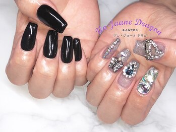 アン ジョーヌドラゴ/【ロングネイル】アシメネイル