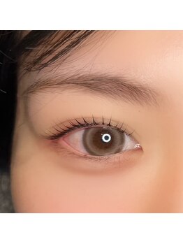 エイティスト(8ist)/パリジェンヌ[新宿/新宿駅]