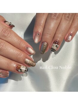 ネイルクルーノーヴル(nail Clou Noble)/チェックネイル