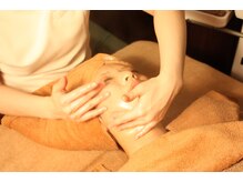 六花 秋月店/フェイシャルマッサージ