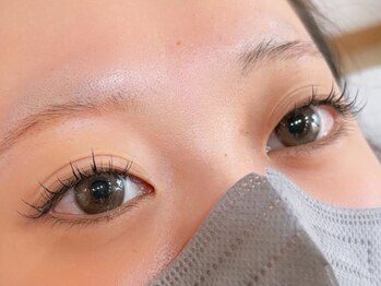 パールブルー(All Perl blue)の写真/SNSでも大人気！『ワンホンマツエク』束間まつエク120本￥4900☆タイトでぱっちりとした可愛いお目元へ♪