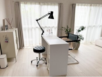 オテテプライベートネイルサロン(OTETE. PRIVATE NAIL SALON)の写真/【自爪に優しい＊】大人ガーリー系・推しネイルがしたい方にオススメ♪ニュアンスネイルもお任せください＊