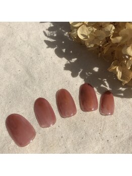 ネイルサロンノイ 経堂店(noi)/シンプルコース＋アート代1800円