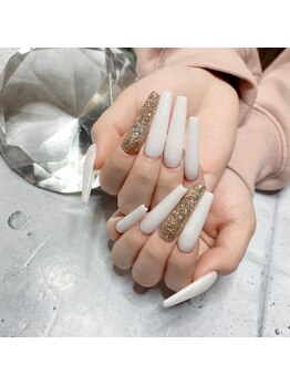 アミュレット(AMULET)/white×gold