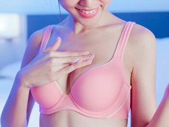 グレイス(GRACE)の写真/【個室サロン♪バストアップしたい方必見!!】バストアップのハンド技術と合わせて左右差改善にも◎