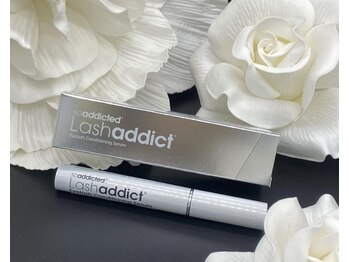 ラティアム 亀山店(LaTiam)/ラッシュアディクト