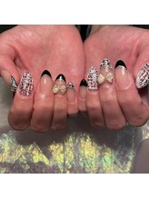 トータルサロン 白べぇーっ プラス/フレンチネイル