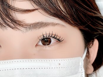 ボーンブライト(BORNBRIGHT)/